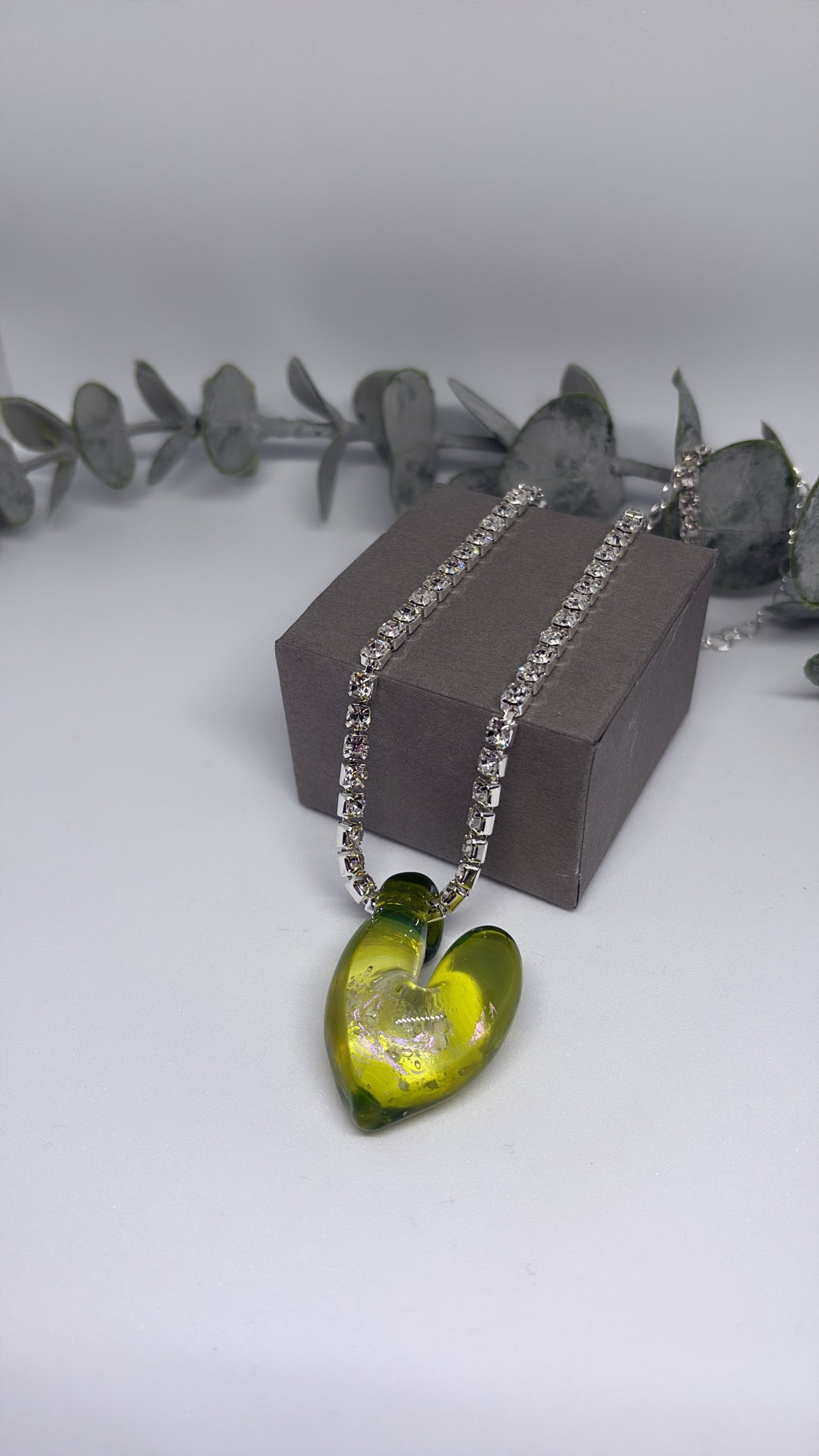 Green vortex heart pendant