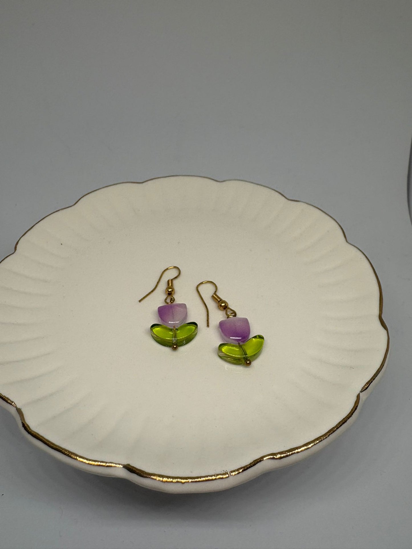 Lilac Glass Tulip Earrings